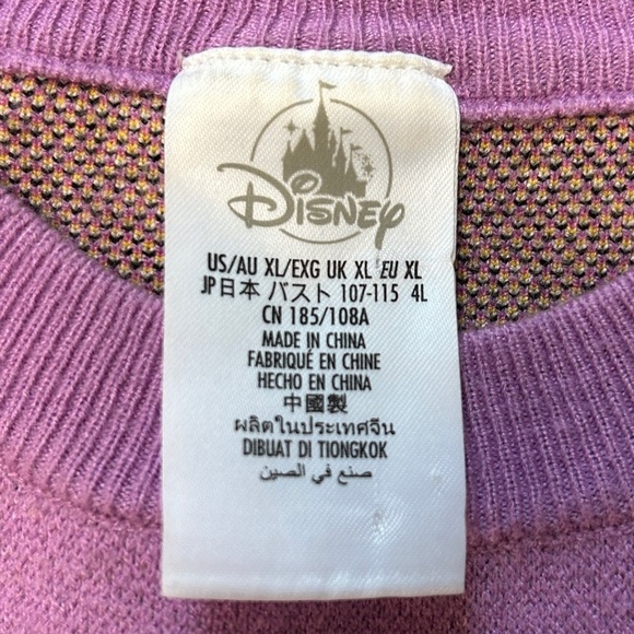 Disney Daisy Duck White and Pink Flowers Lilac Purple Sweater Size XL - Picture 5 of 9